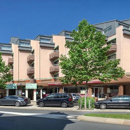 Hotel Urbain V Манд Екстериор снимка